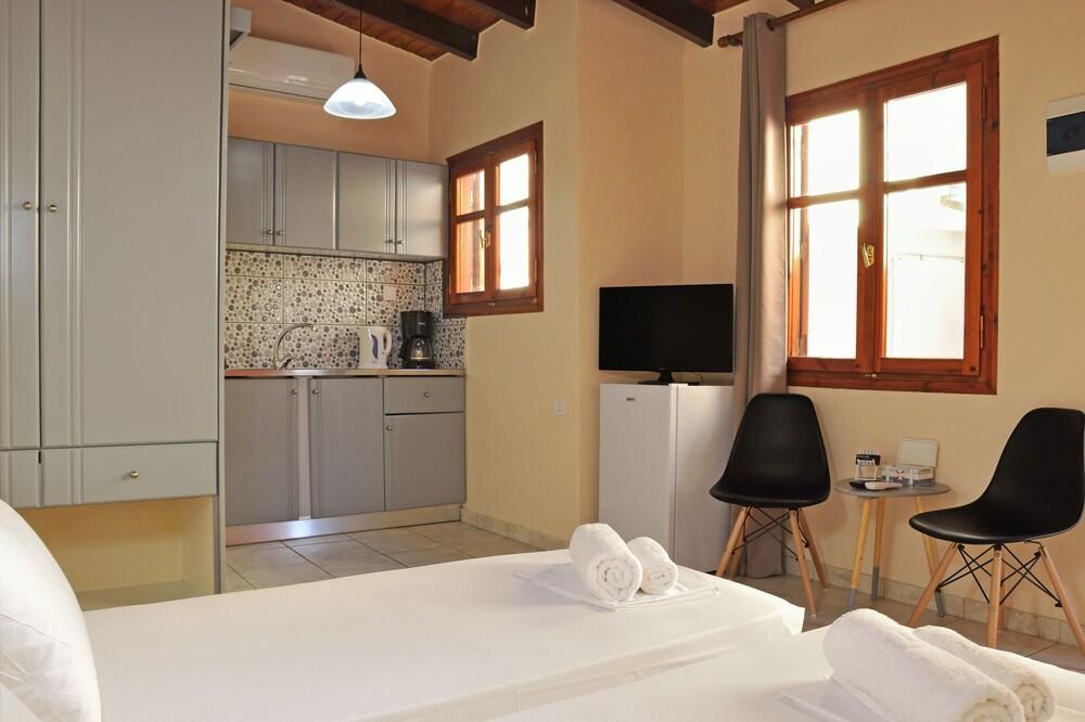 Urban Studios Manos Chania  Ngoại thất bức ảnh